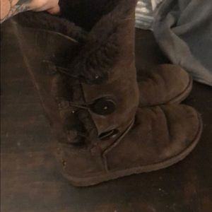 Women’s uggs